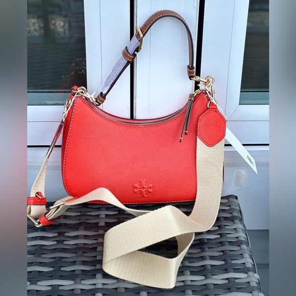 NEW! Tory Burch Thea Textured Convertible Leather Crossbody - Picture 1 of 11